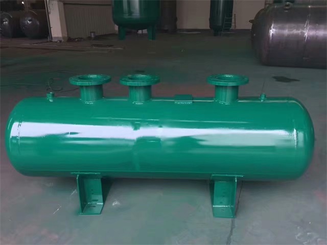 1679991473376569.jpeg 扬中扬中扬中蒸汽分气缸1.jpeg